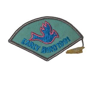 Early Bird Patch Badge Girl Scouts of America  1991 GSA  Embroidered u